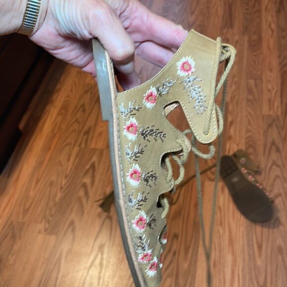 Fisherman Sandals, Flowers, lace up, 8 - Picture 4 of 7